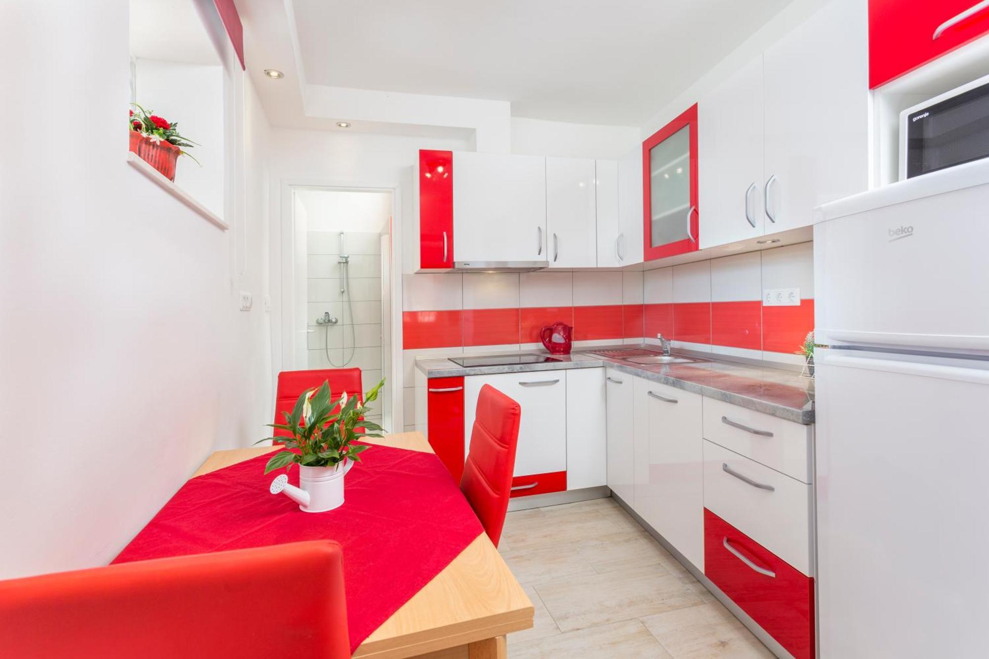 Apartament Nona 2 *